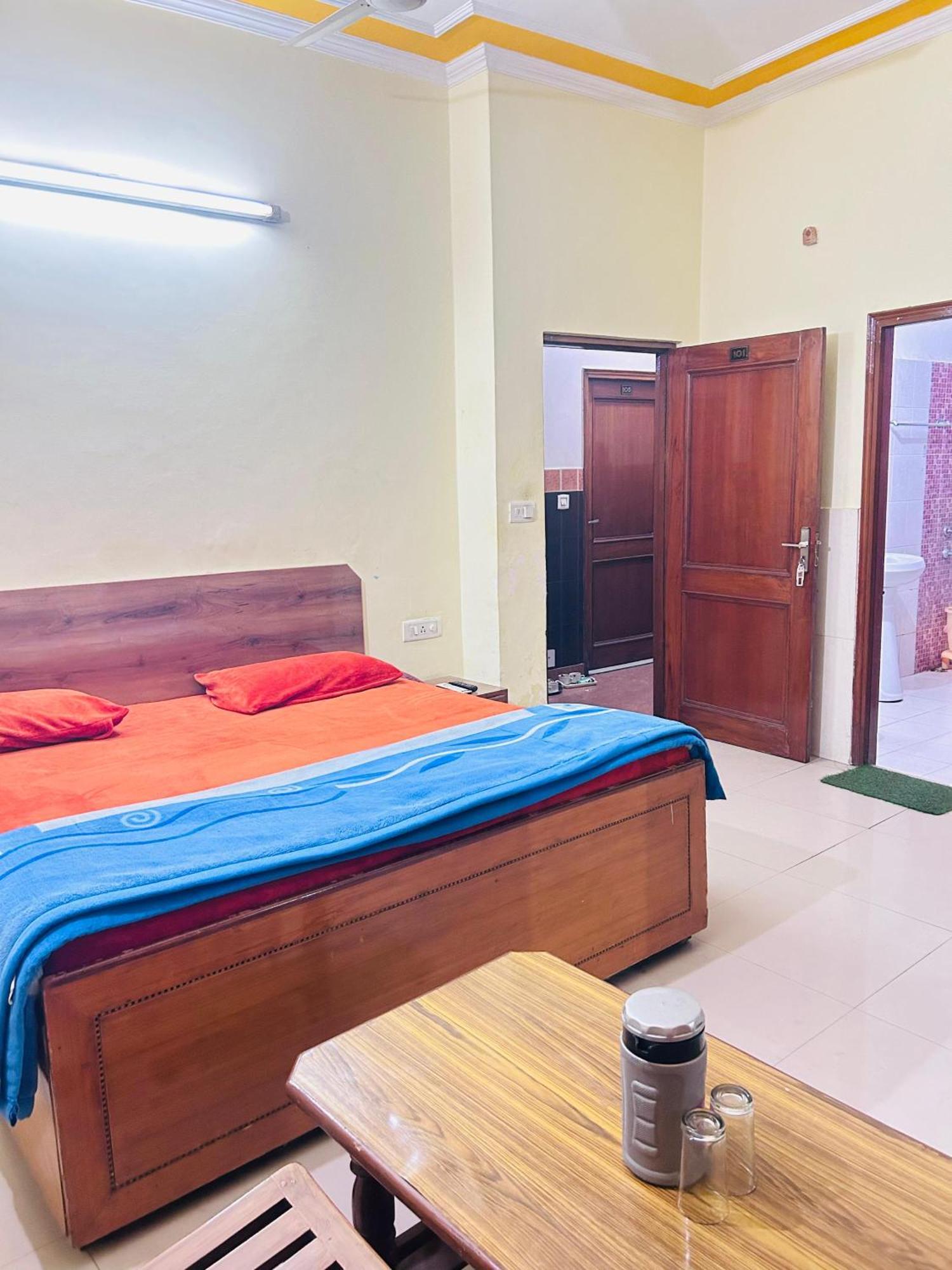 Sunrise Hotel Jalandhar Extérieur photo