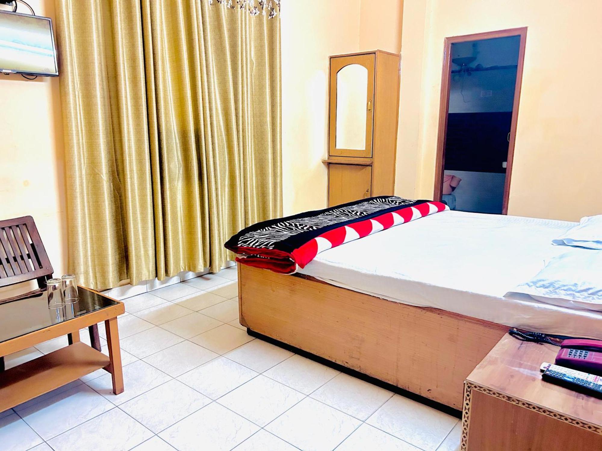 Sunrise Hotel Jalandhar Extérieur photo