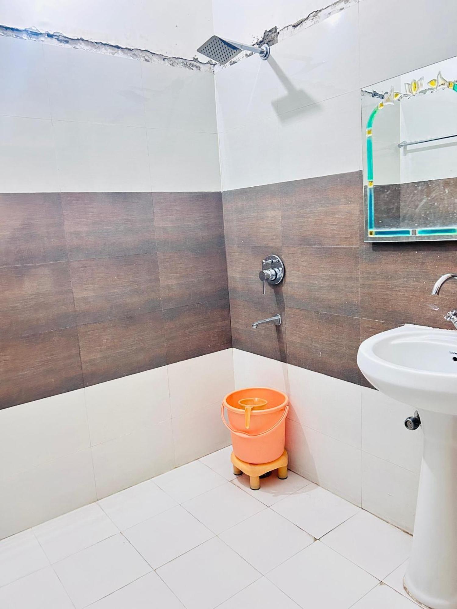 Sunrise Hotel Jalandhar Extérieur photo